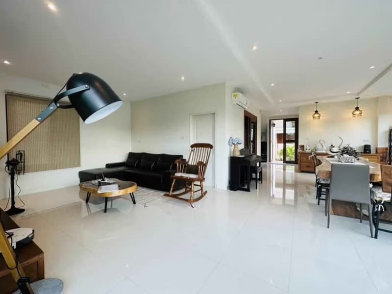 3 Bed House for Rent in Hang Dong District