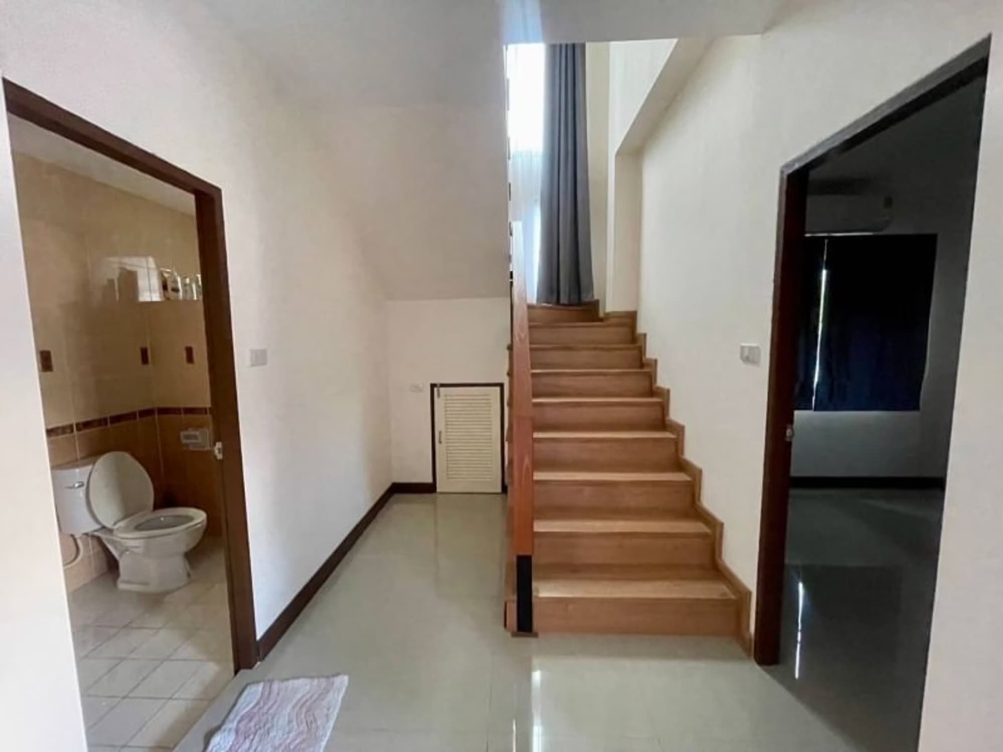 3 Bed House for Rent in Mae Rim - Image 5