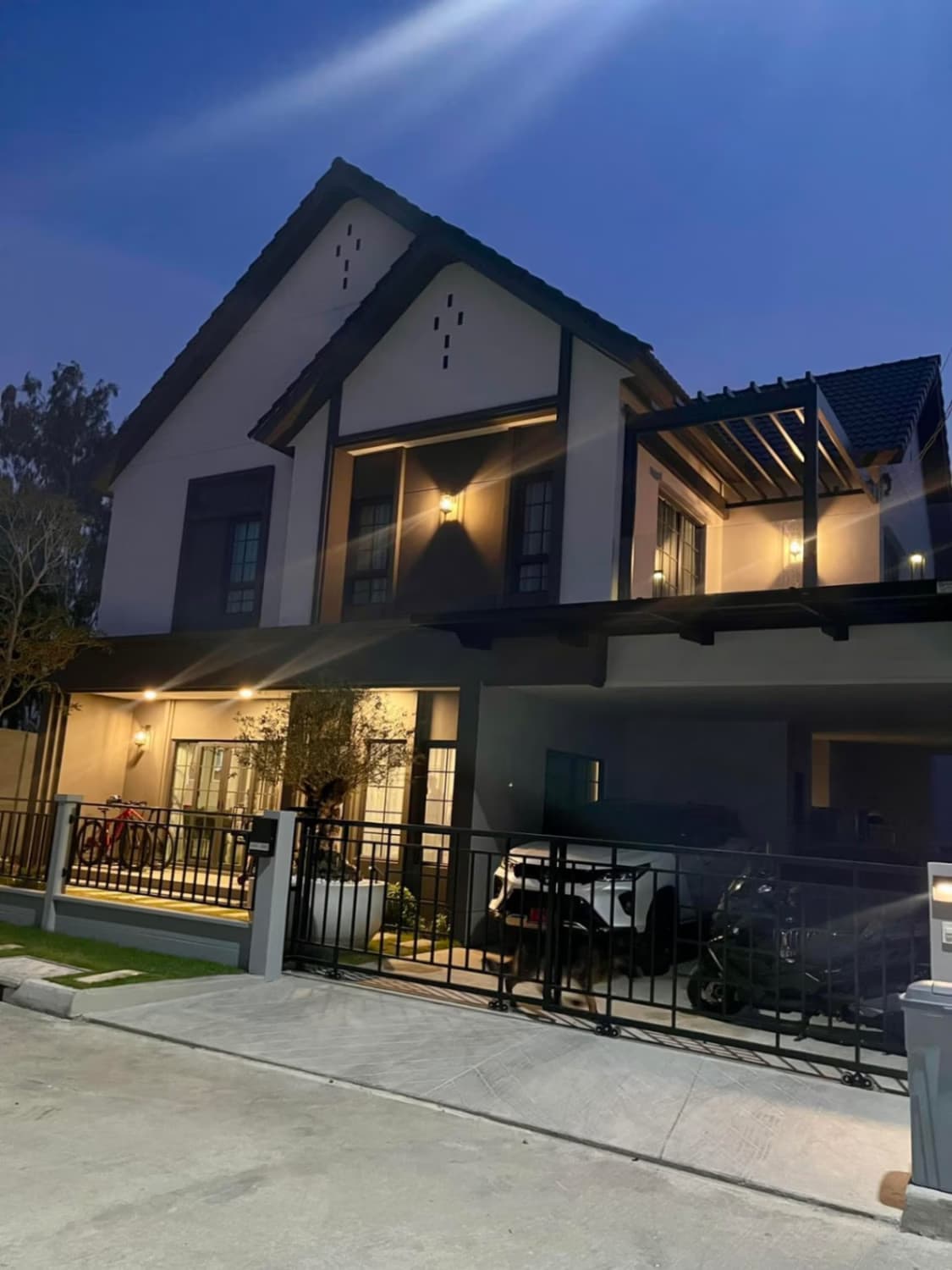 4 ห้องนอน บ้าน สำหรับ ขาย ใน Bang Phli, Samut Prakan - Image 1