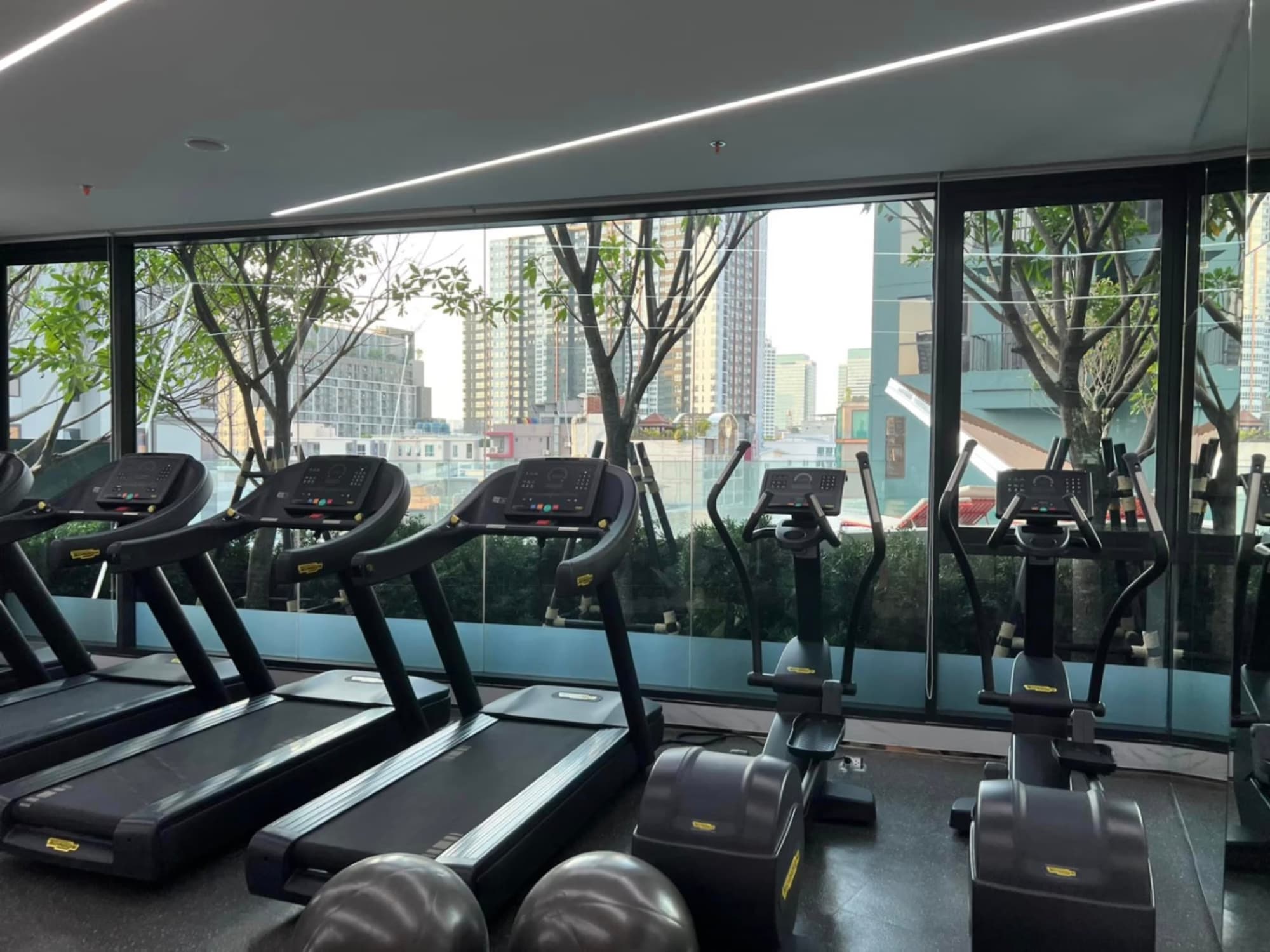 1 ห้องนอน คอนโด สำหรับ จำหน่าย ใน ห้วยขวาง - Image 6