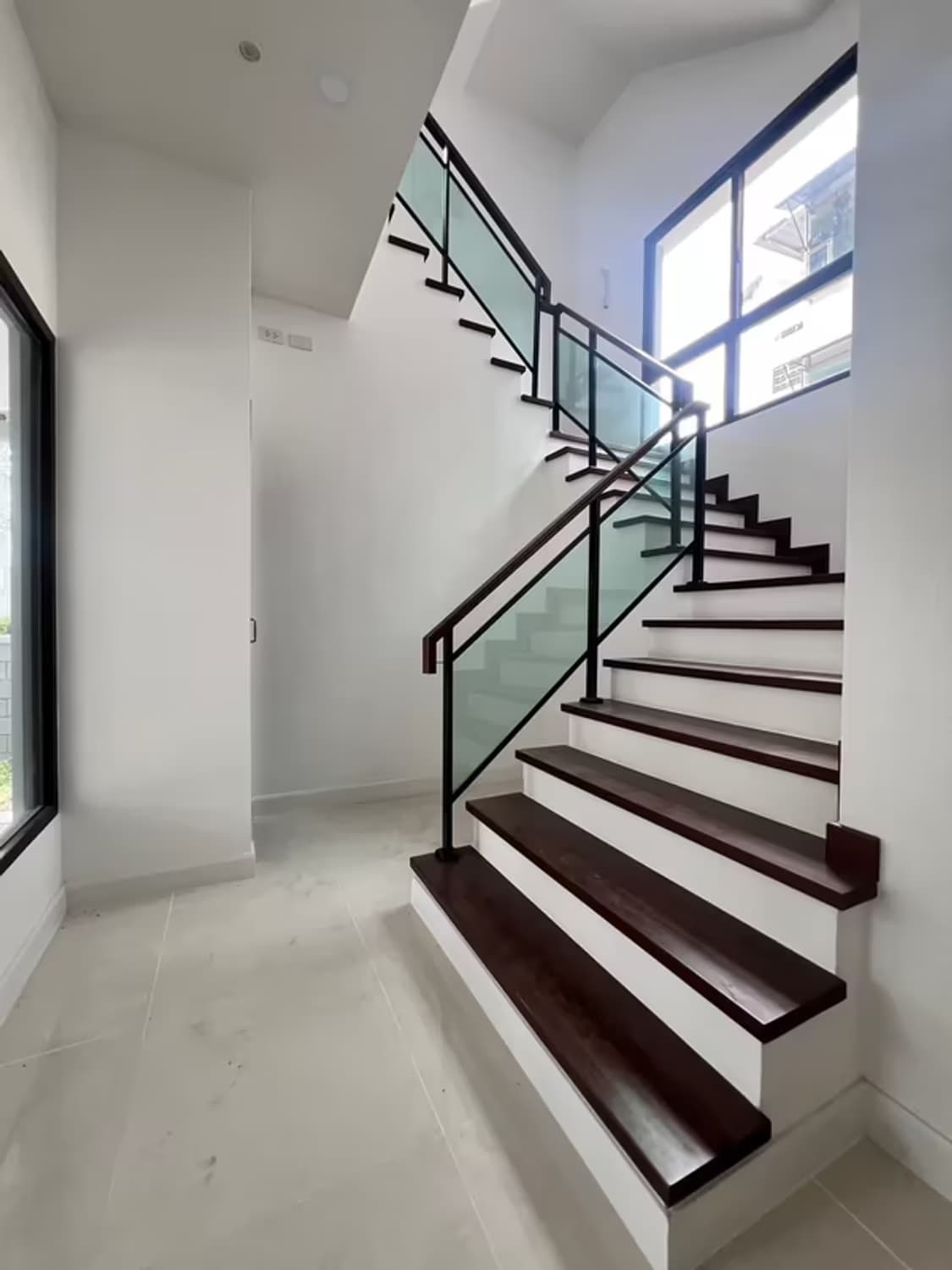  - Image 12