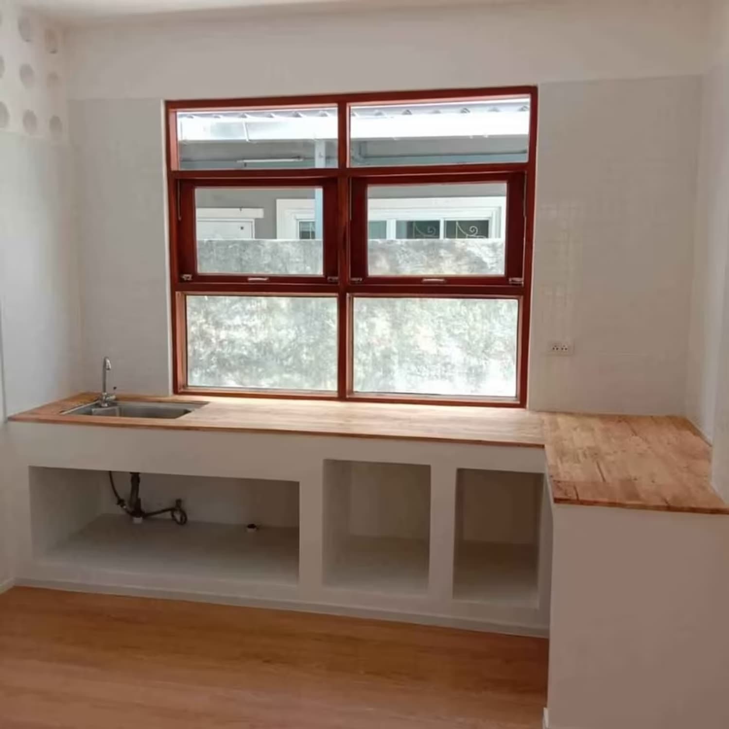 3 Bedroom House - Image 3