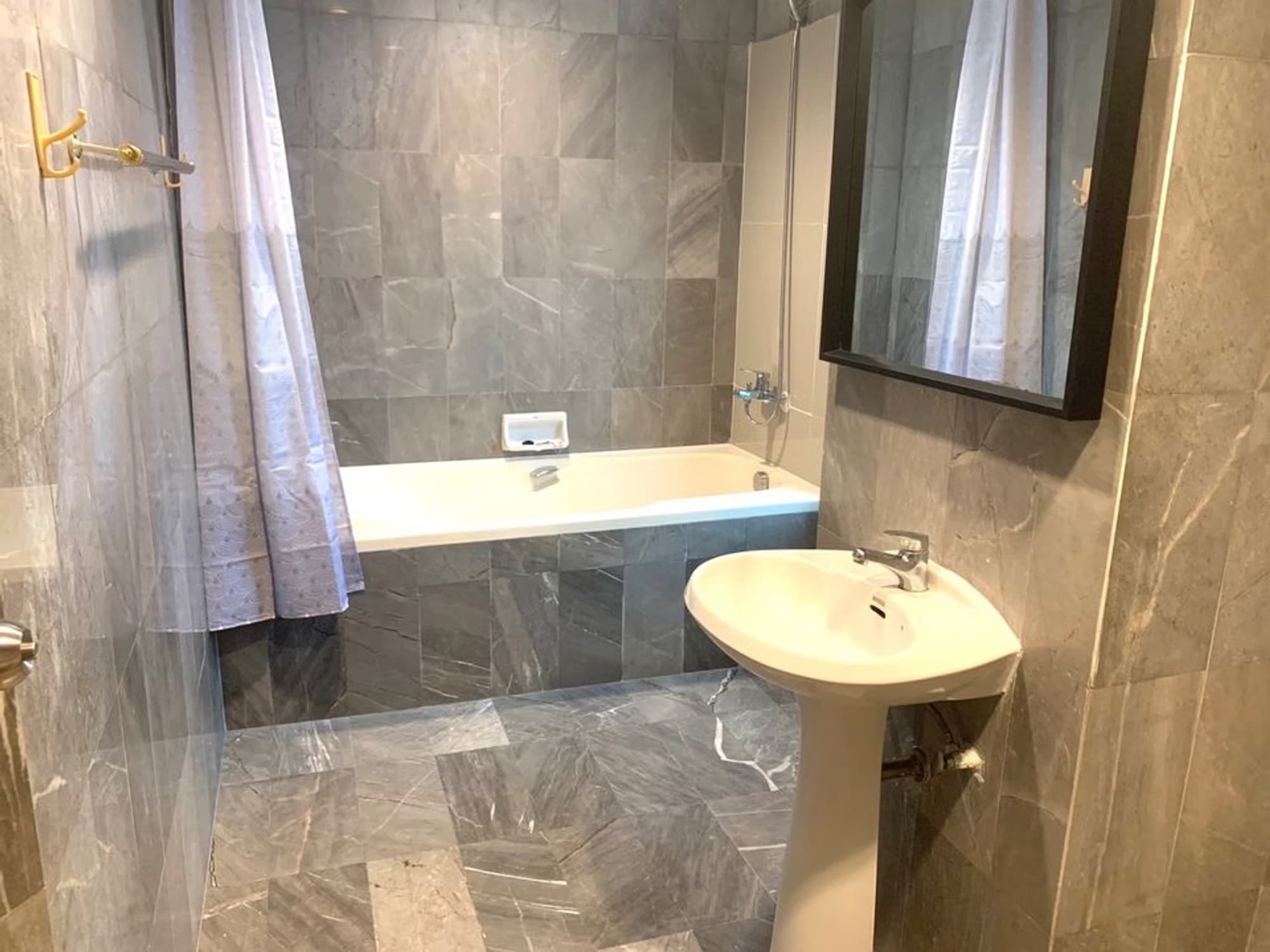 3 Bed Condo for Rent in Watthana - Image 4