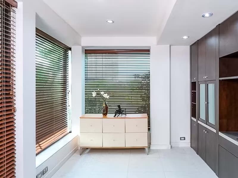 4 Bedroom House for Rent in Bang Na