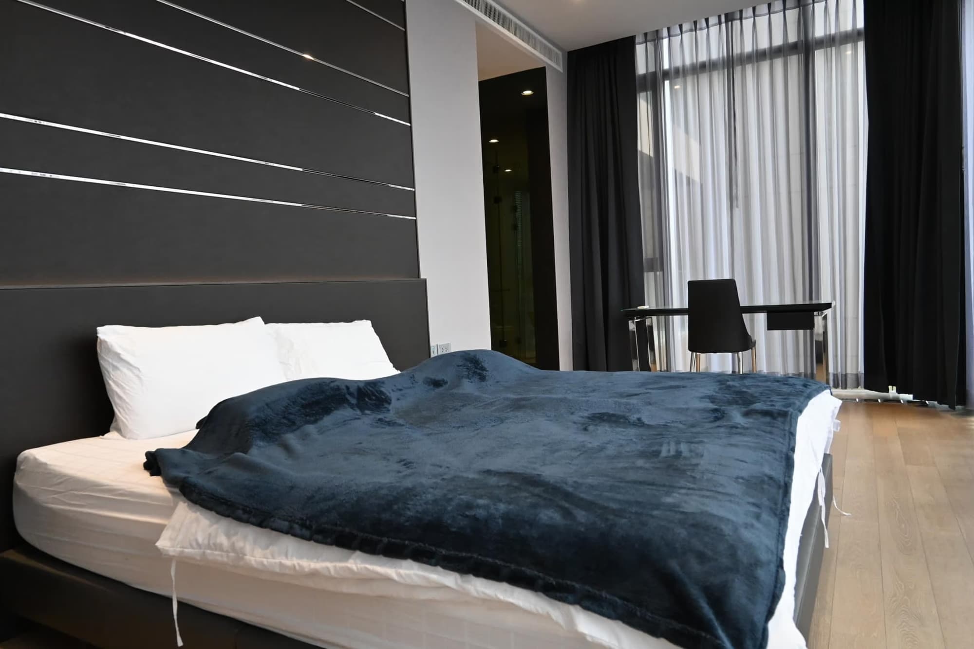Condo for Rent at Vittorio Sukhumvit 39 - Image 4
