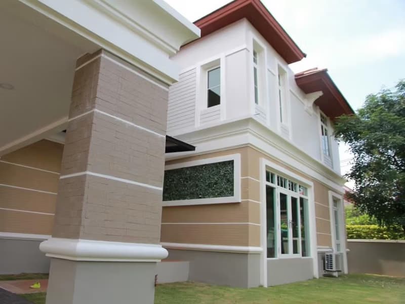 4 Bed House for Rent in Bang Phli