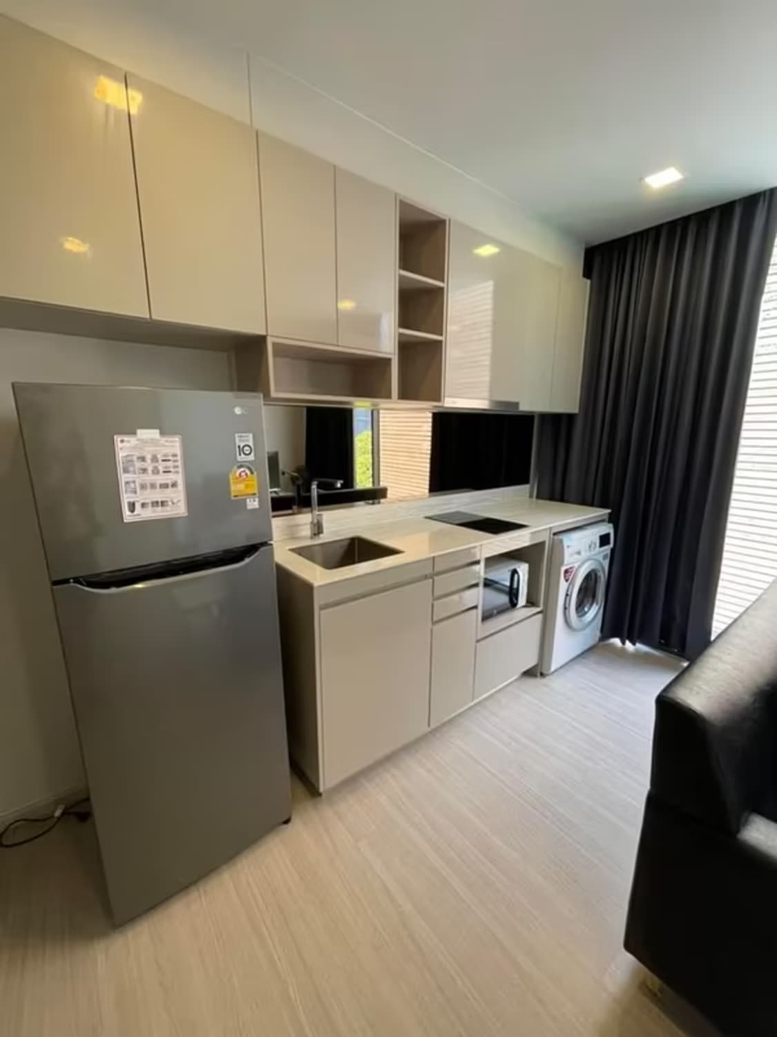 1 Bedroom Condo - Image 4