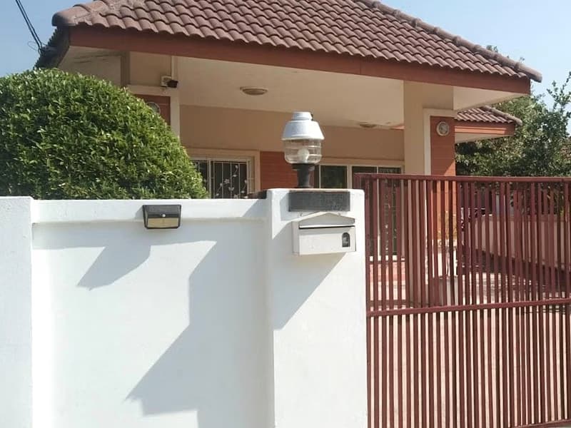 3 Bed House for Rent in Hang Dong District
