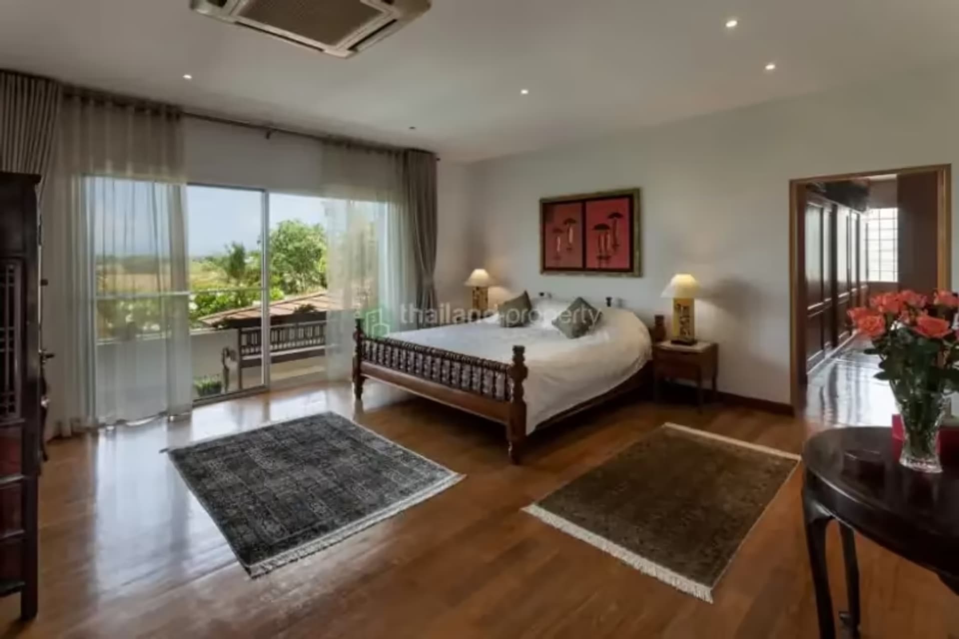 5 Bedroom House - Image 18