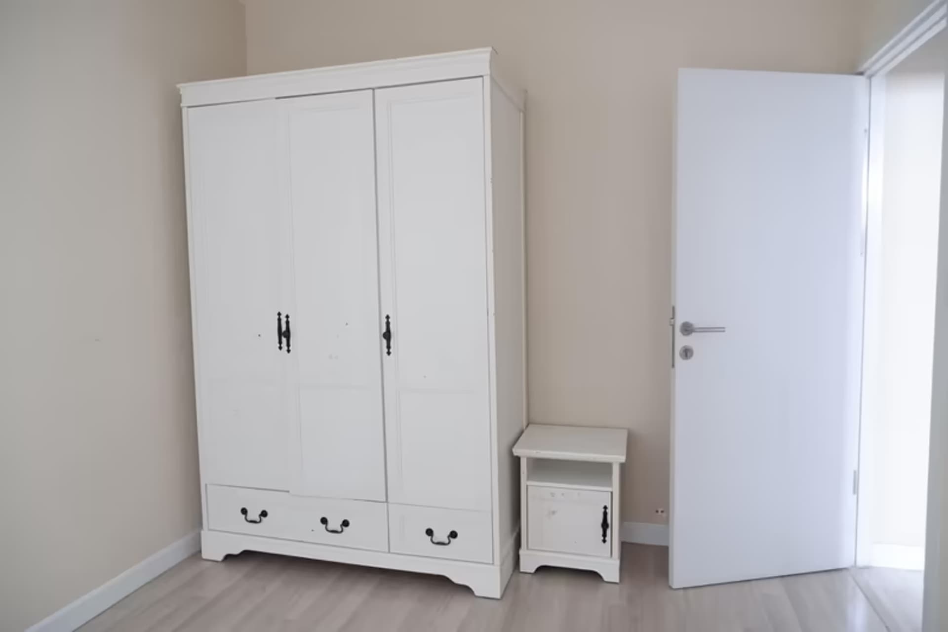 4 Bedroom House - Image 21