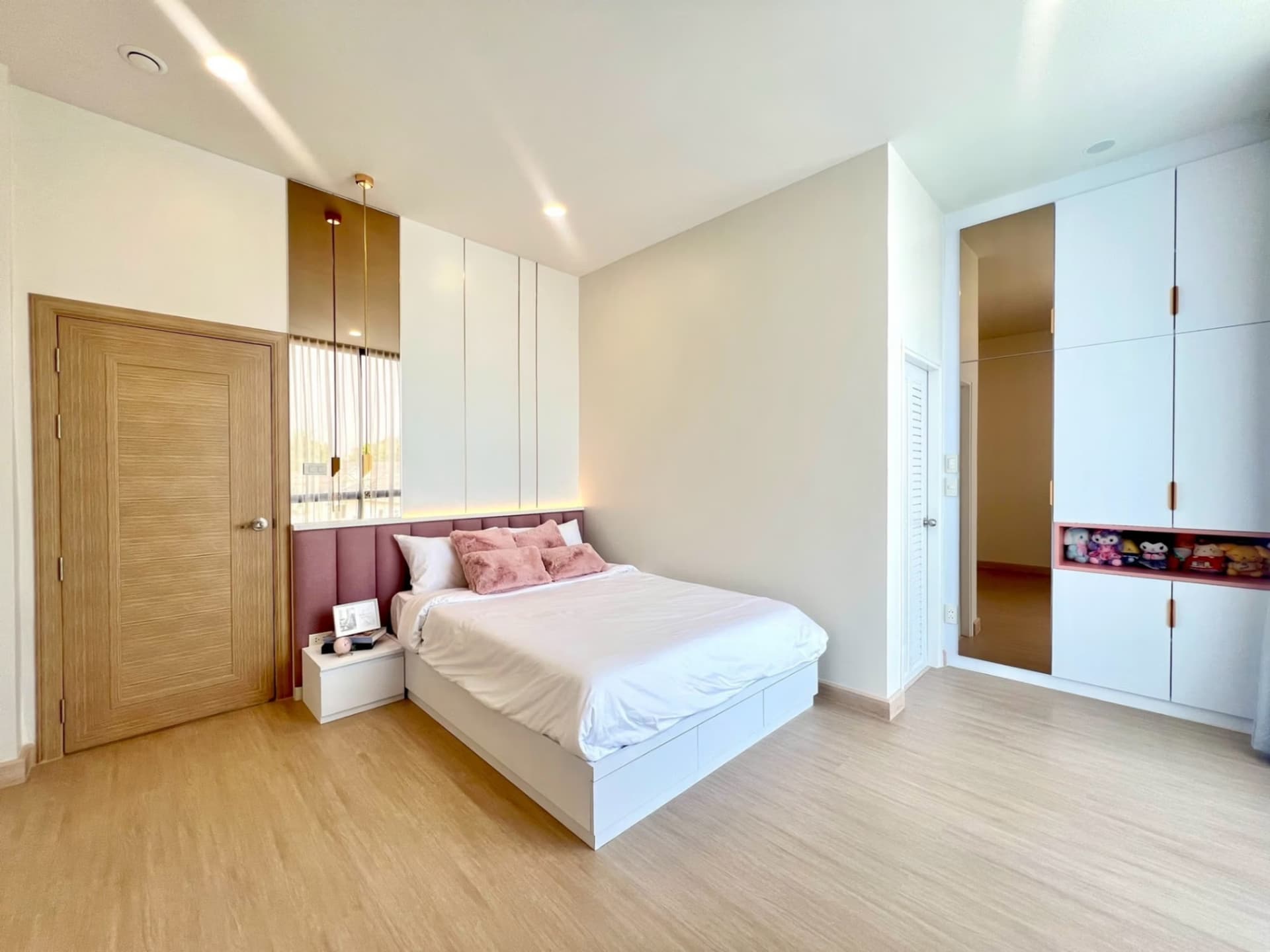 4 Bed House for Sale in Hang Dong - Image 10