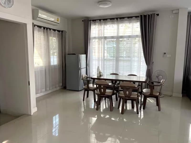 4 Bed House for Rent and Sale in San Kamphaeng