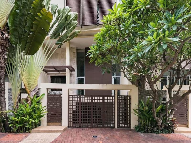 3 Bed Townhouse for Sale in Yan Nawa