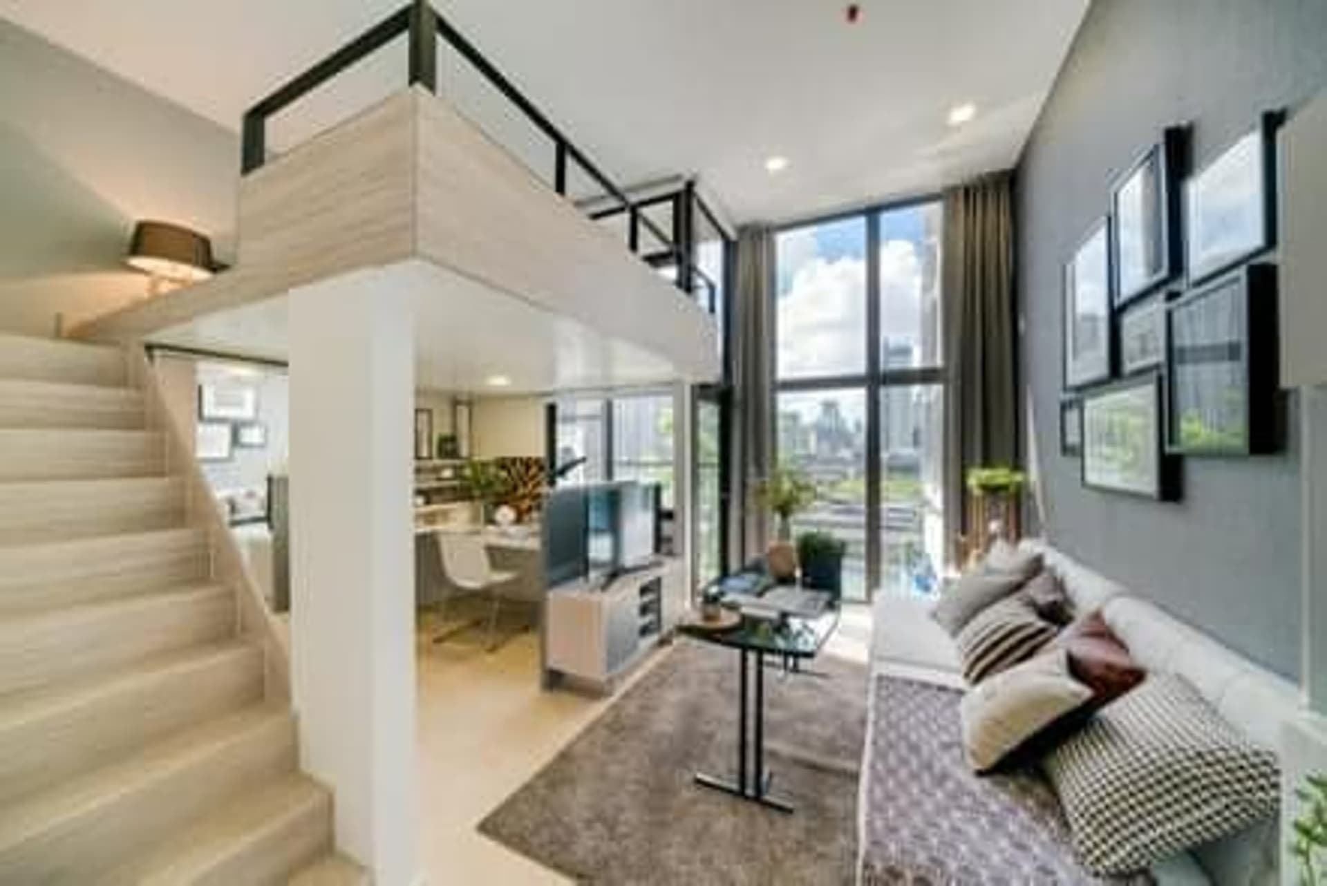 1 Bed Condo for Rent and Sale  Near Phra Ram 9 MRT - Image 4