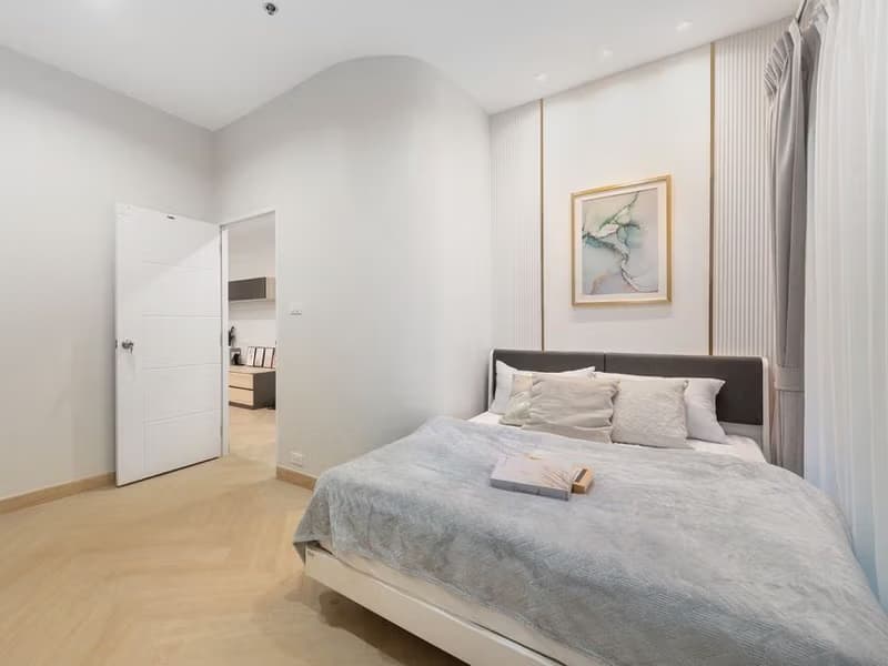 2 Bed Condo for Sale in Khlong San
