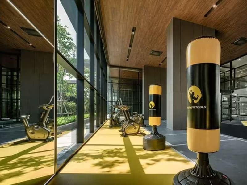 Condo for Rent at Metris Rama9 - Ramkhamheang
