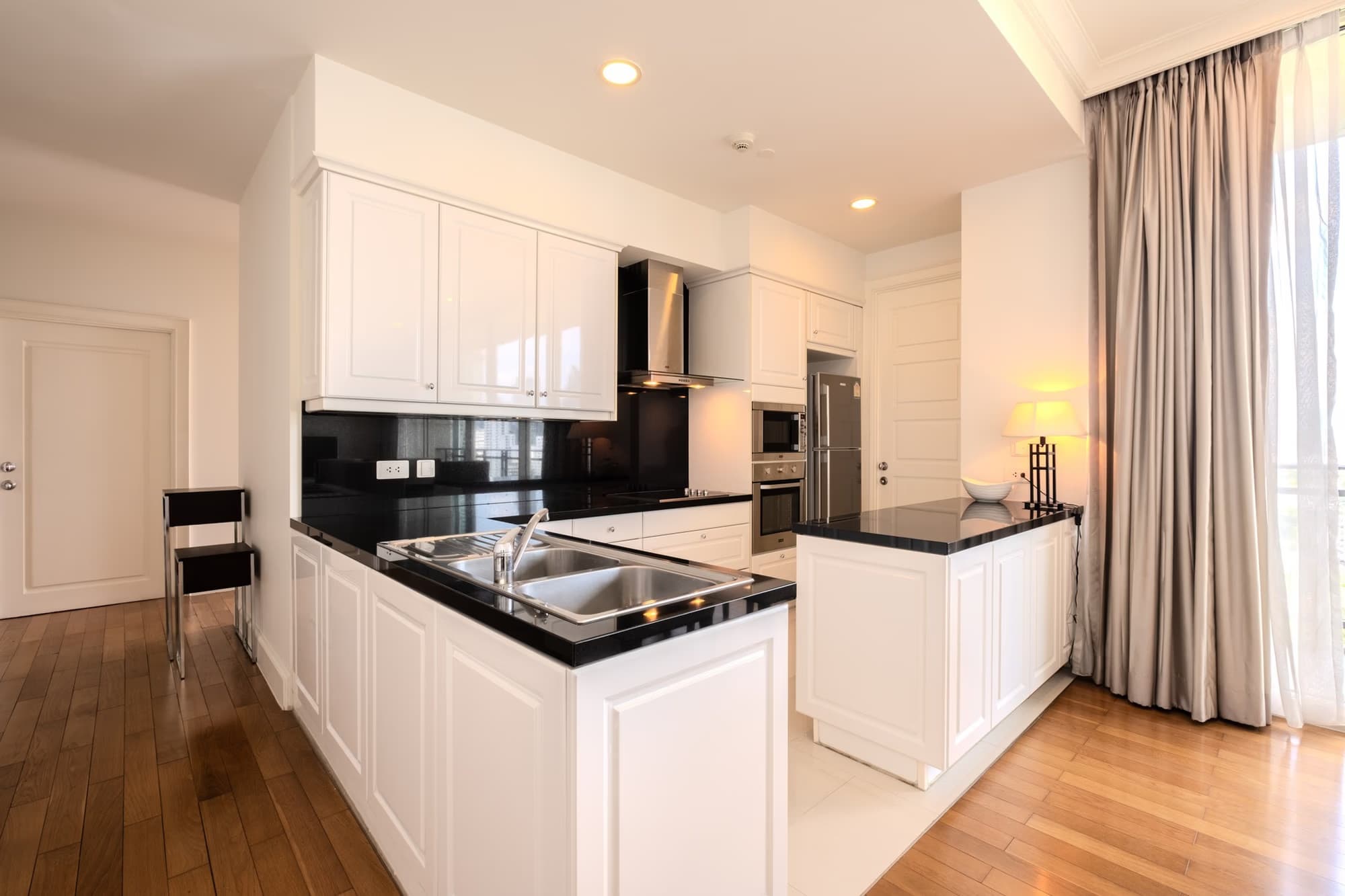 2 Bed Condo for Sale in undefined - Image 16
