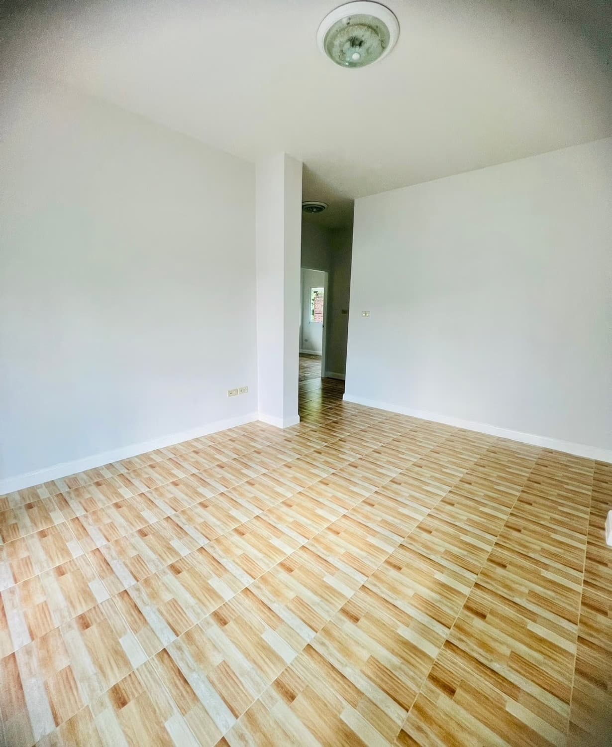 2 Bed House for Sale in San Kamphaeng - Image 5