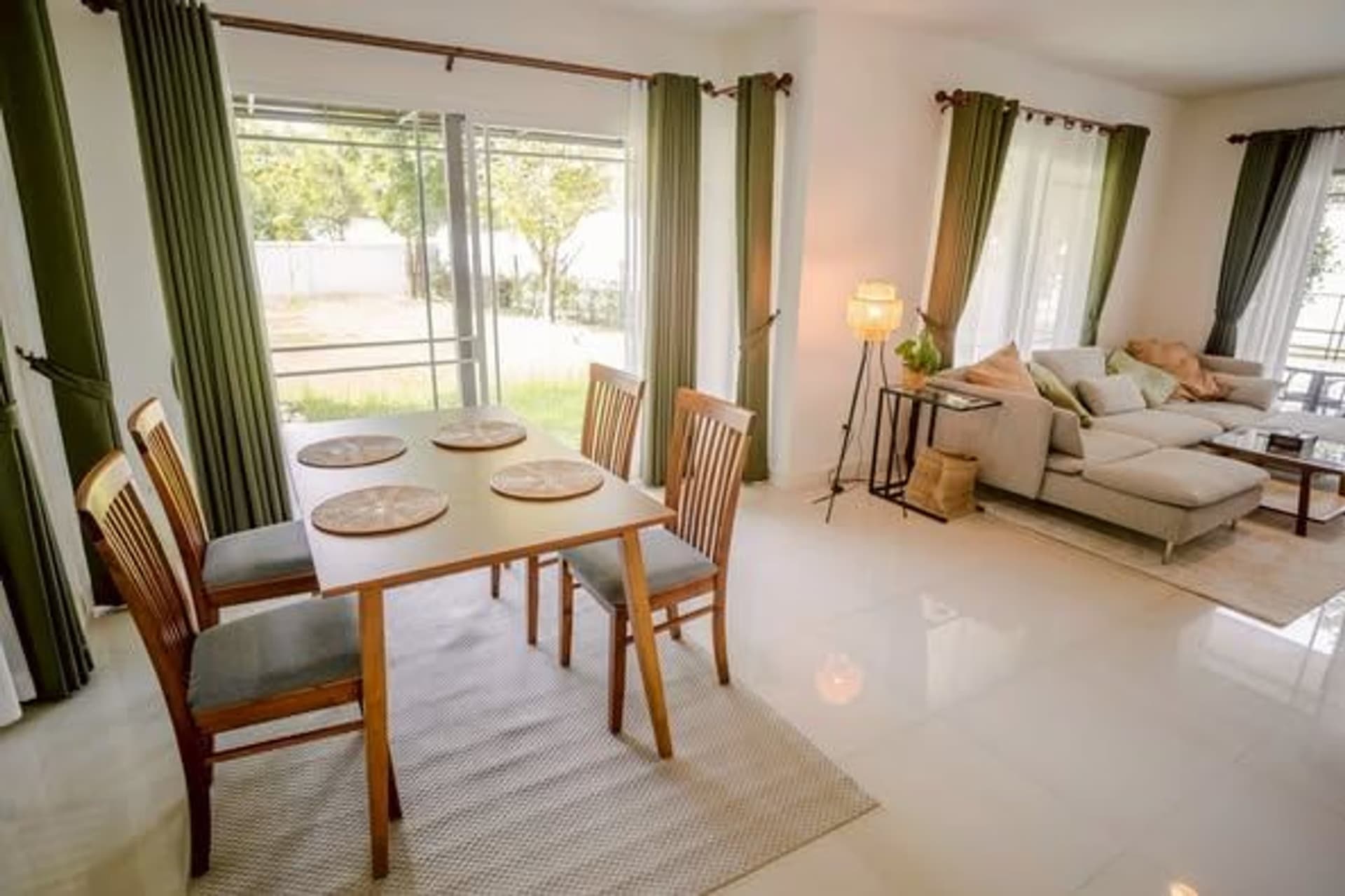 3 Bed House for Rent in San Kamphaeng - Image 5