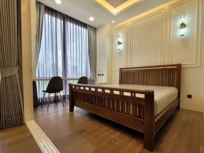 1 Bedroom Condo