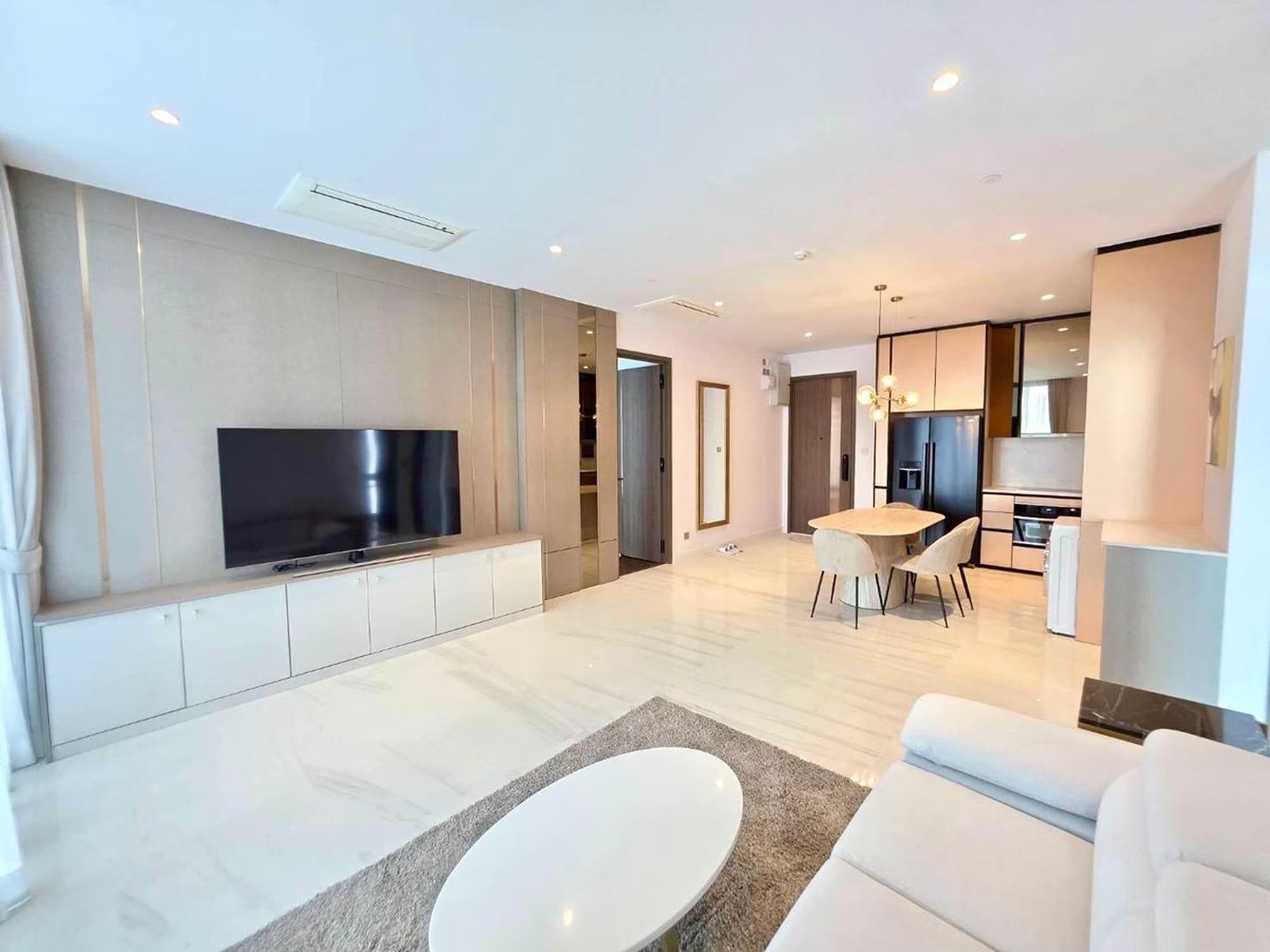 3 ห้องนอน คอนโด สำหรับ จำหน่าย ใน Sathon - Image 2