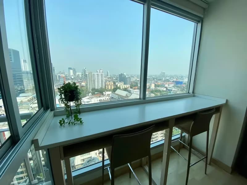 1 Bedroom Condo