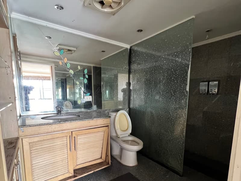 Condo for Sale at Hillside 4