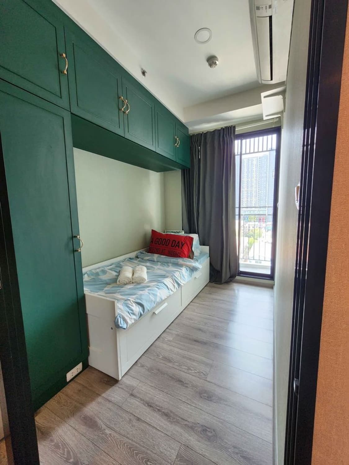 2 Bed Condo for Rent and Sale  Near Bearing BTS - Image 15