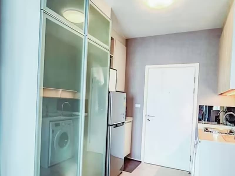 1 Bedroom Condo