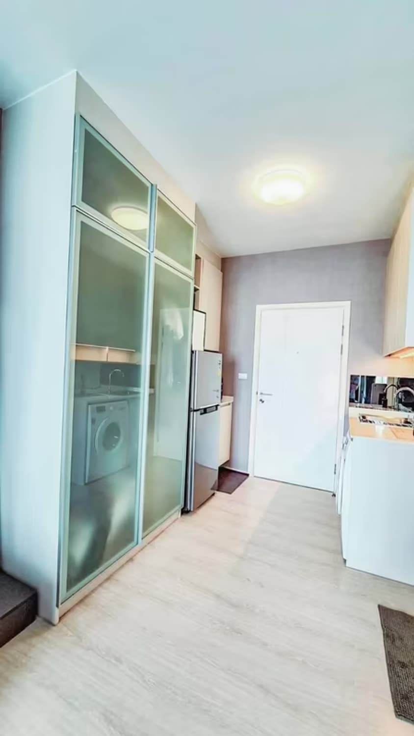 1 Bedroom Condo - Image 4