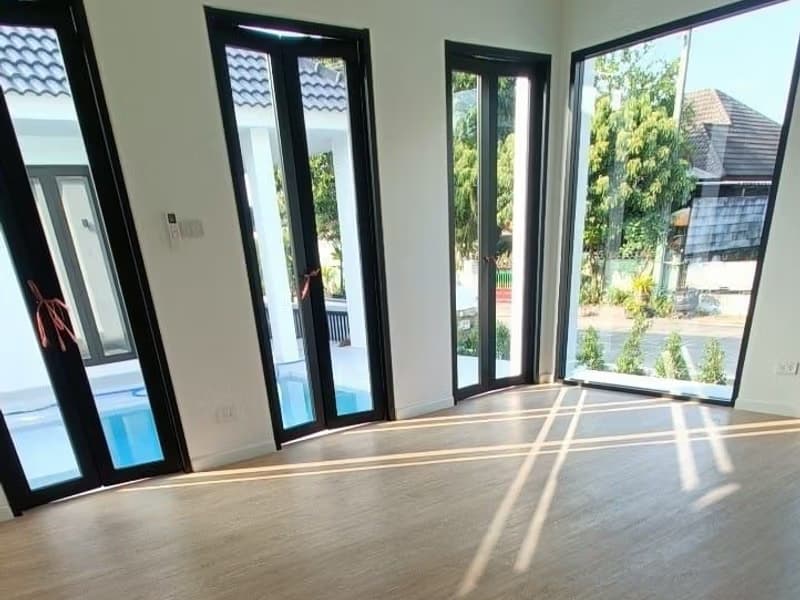 3 Bed House for Rent and Sale in Hang Dong