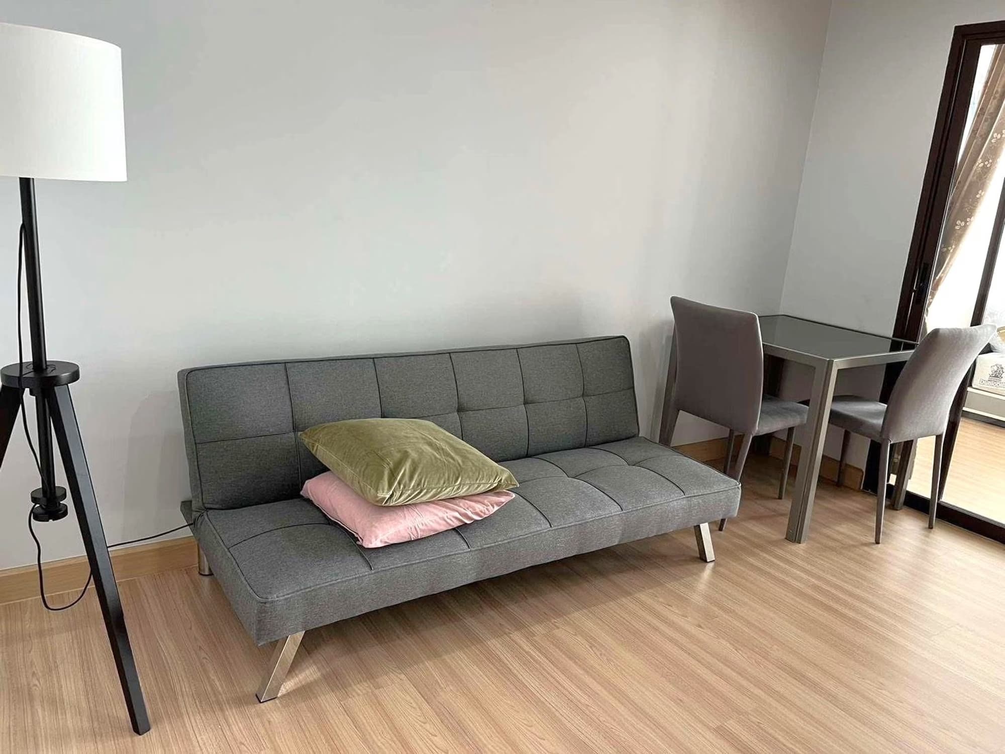 1 Bed Condo for Sale in Bang Na - Image 1