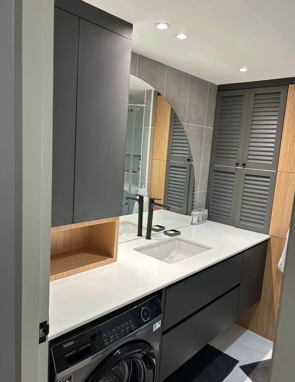 1 Bed Condo for Sale in Watthana - Image 6