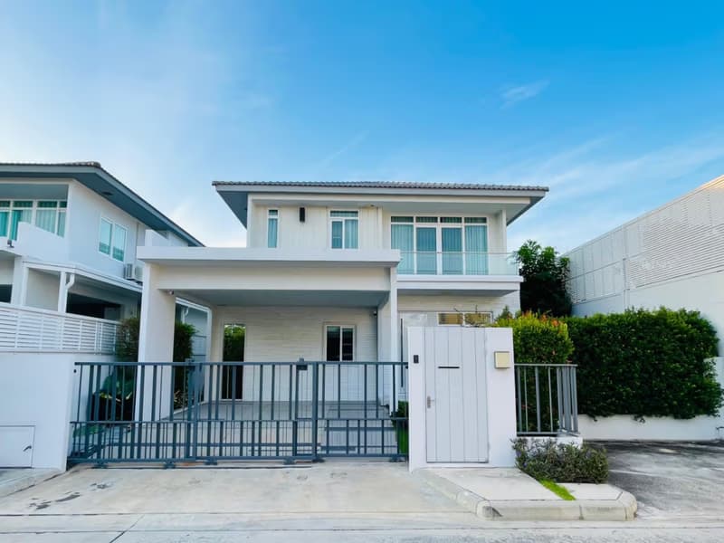 3 Bed House for Rent and Sale in Prawet