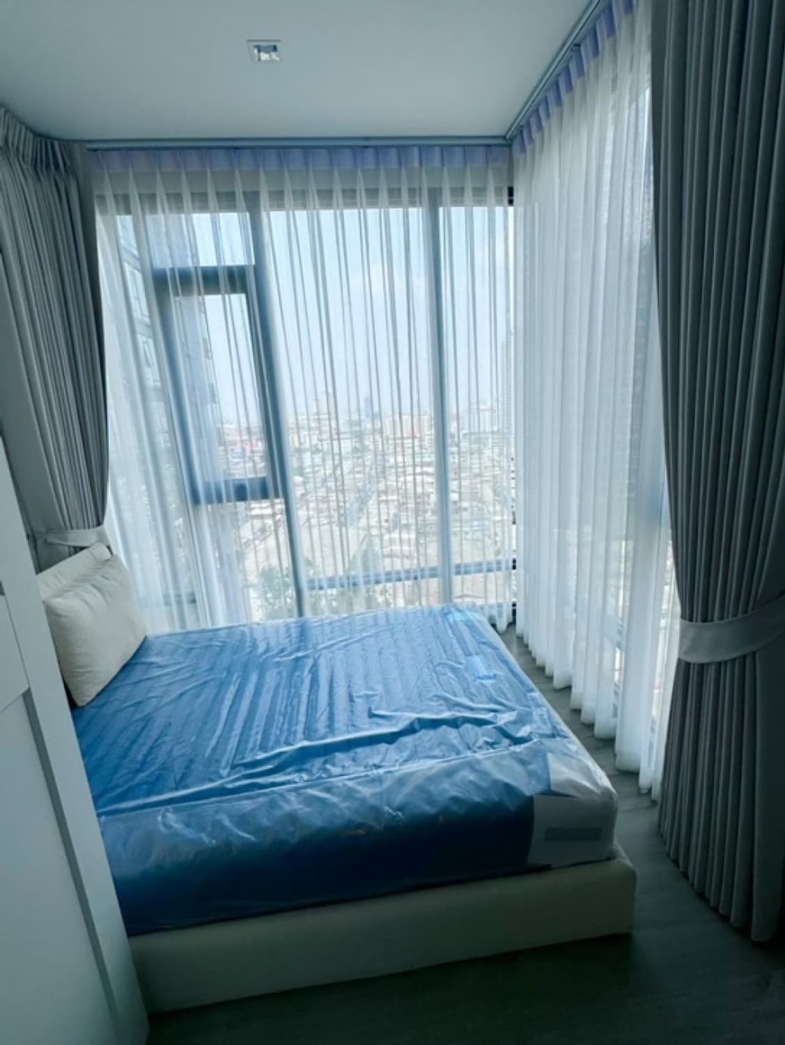 1 Bed Condo for Rent in undefined - Image 6