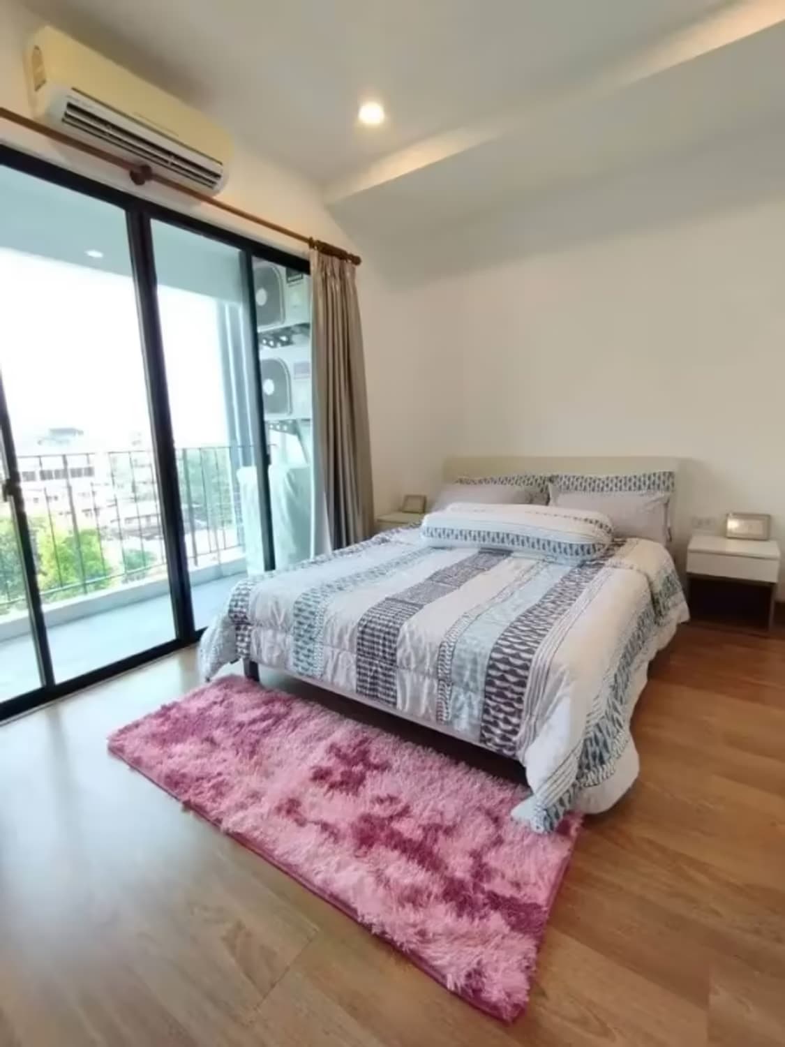 1 Bedroom Condo for Rent at The Nimman by Palm Spring - Image 7
