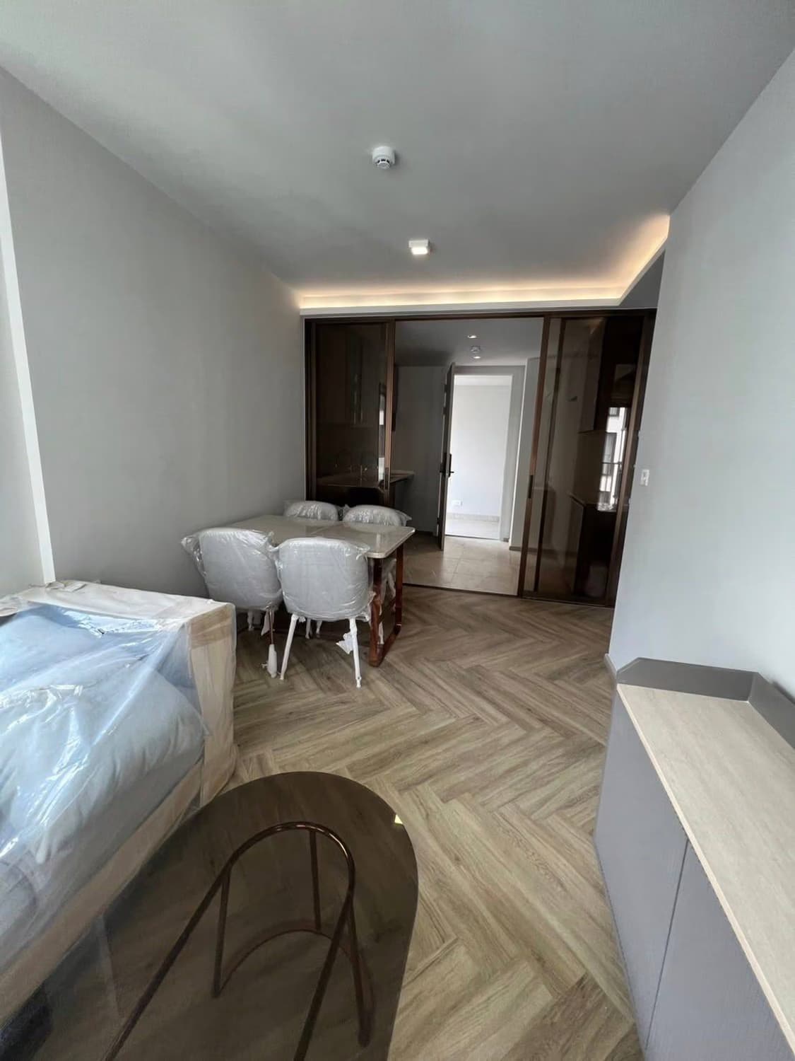2 Bed Condo for Rent in Watthana - Image 3
