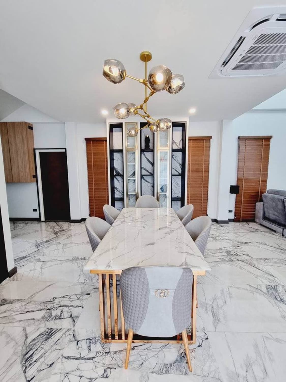 5 Bed House for Rent in San Sai - Image 6