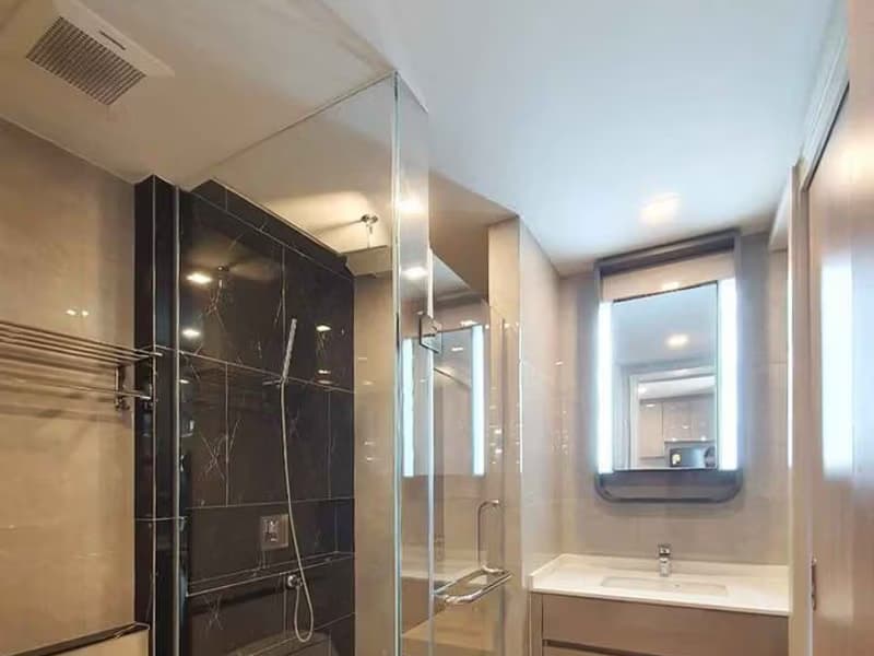 1 Bed Condo for Rent in Huai Khwang