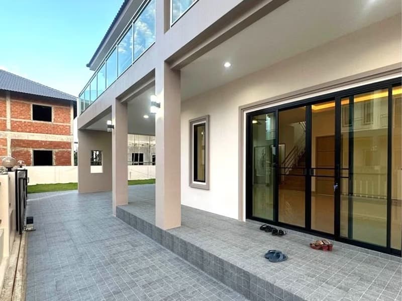 4 Bed House for Sale in San Sai District