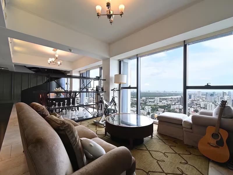 Condo for Rent at The Met Condominium