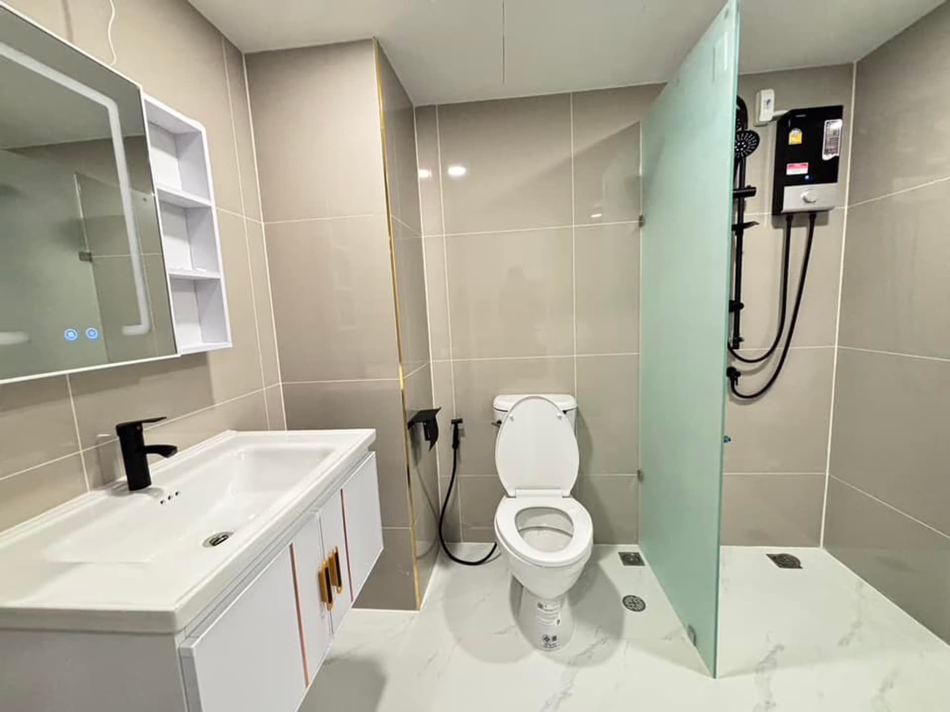 1 Bed Condo for Sale in Mueang Chiang Mai - Image 6