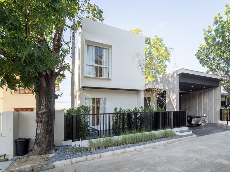 4 Bed House for Rent and Sale in Hang Dong