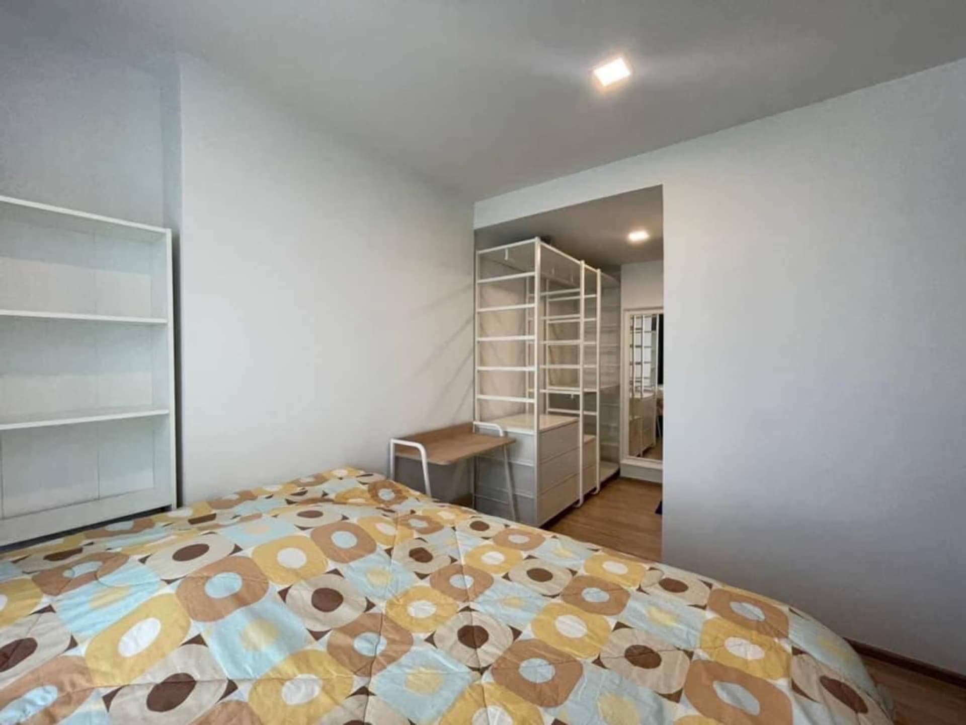1 Bed Condo for Rent and Sale  Near Ekkamai BTS - Image 9