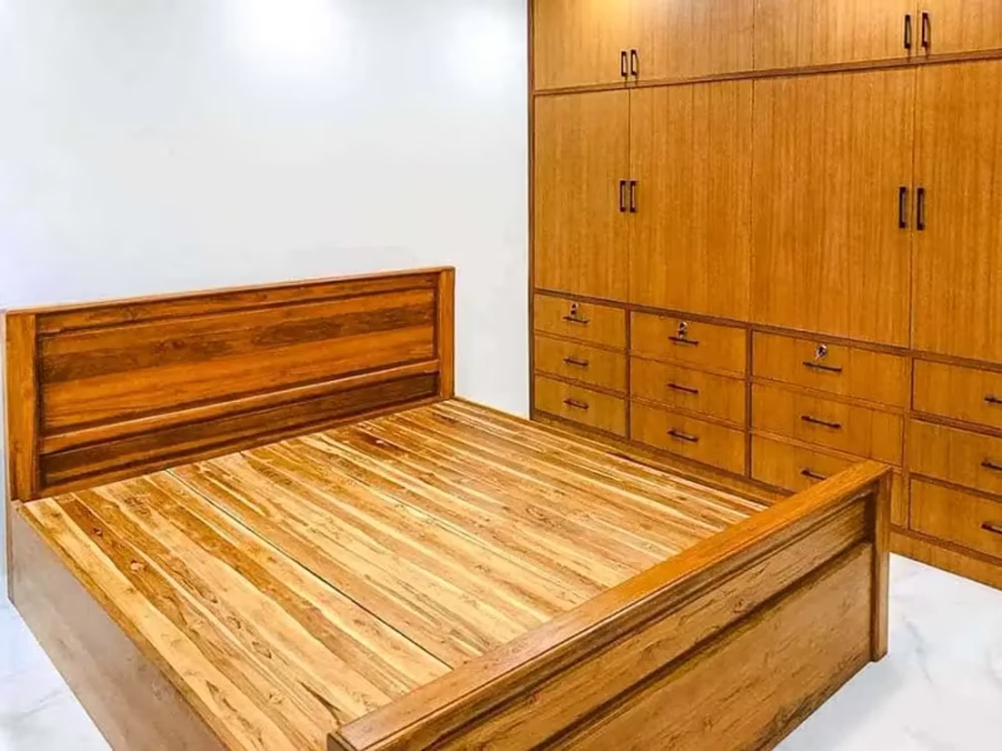 4 Bedroom House - Image 3