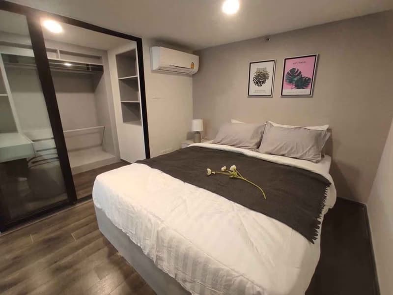 1 Bed Condo for Rent  Near Phra Ram 9 MRT