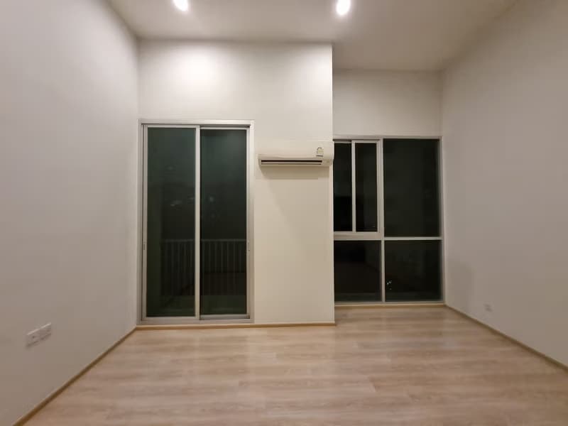 1 Bed Condo for Sale in Huai Khwang