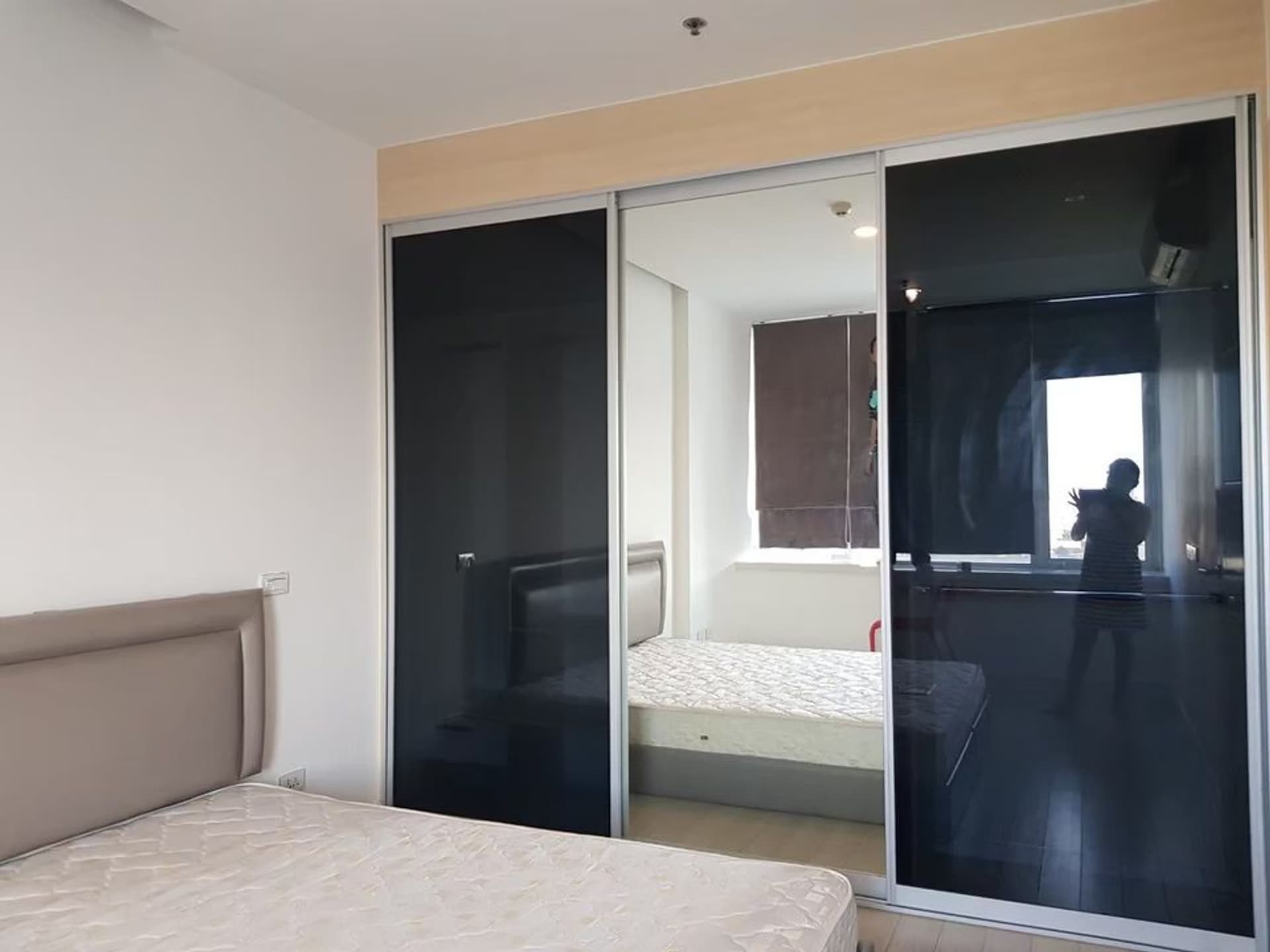 1 Bed Condo for Rent  Near Phra Ram 9 MRT - Image 5