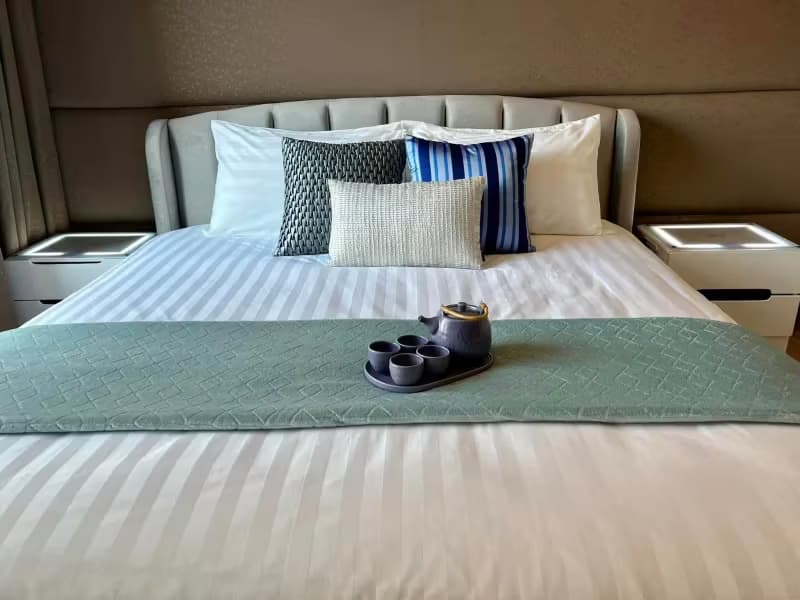 1 Bedroom Condo