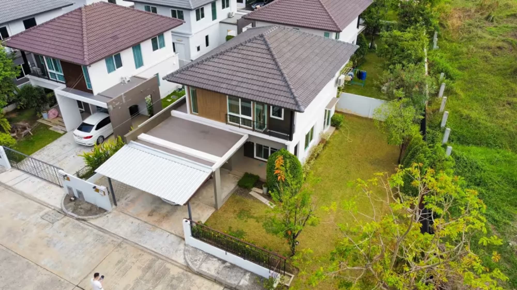 3 Bedroom House - Image 39